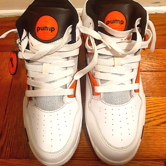 Reebok - Picture 1 of 5